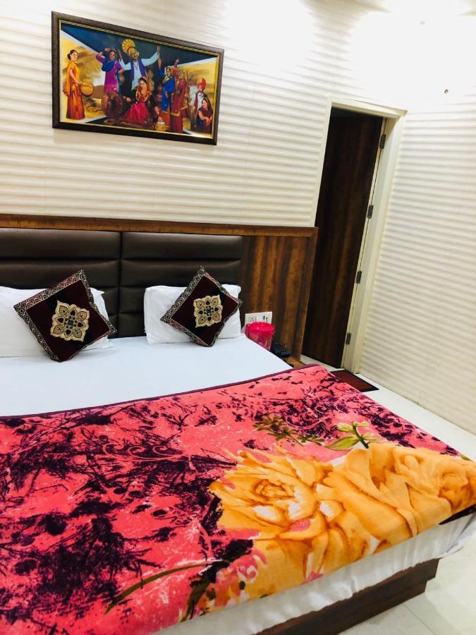 Jasneet Homestay Amritsar Dış mekan fotoğraf